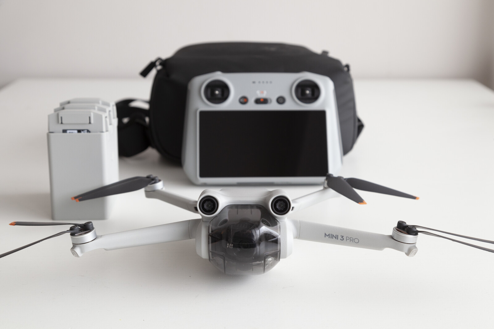 Pack tournage Canon C70 +Drone DJI mini 3 Pro + Ronin RS2 + Pack audio - Photo 2 sur 5