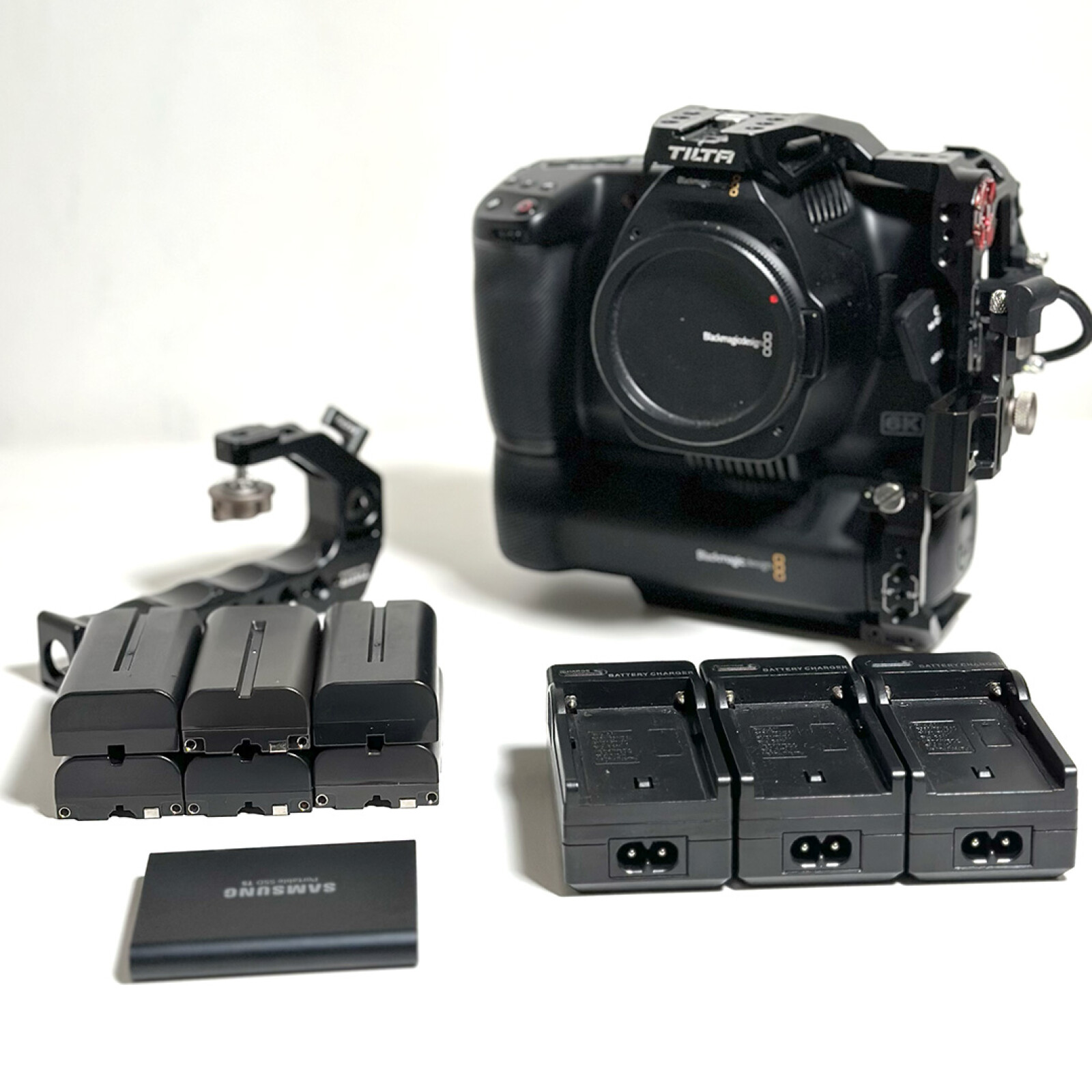 Blackmagic Design Pocket Cinema Camera 6K Pro - Photo 2 sur 4