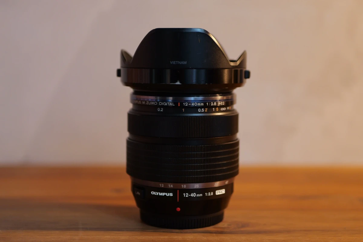 Location Olympus Zuiko Pro 12-40mm F2.8 - Lightyshare