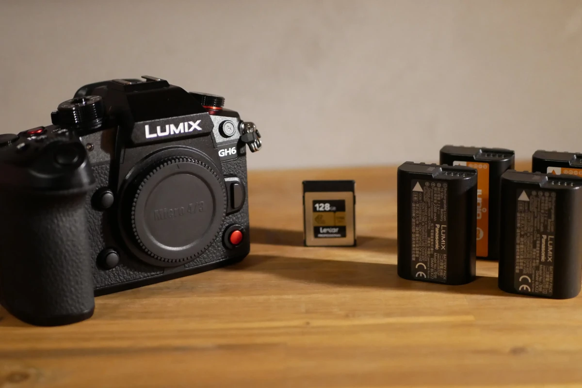 Location Pack Panasonic GH6 - "Reportage" - Lightyshare
