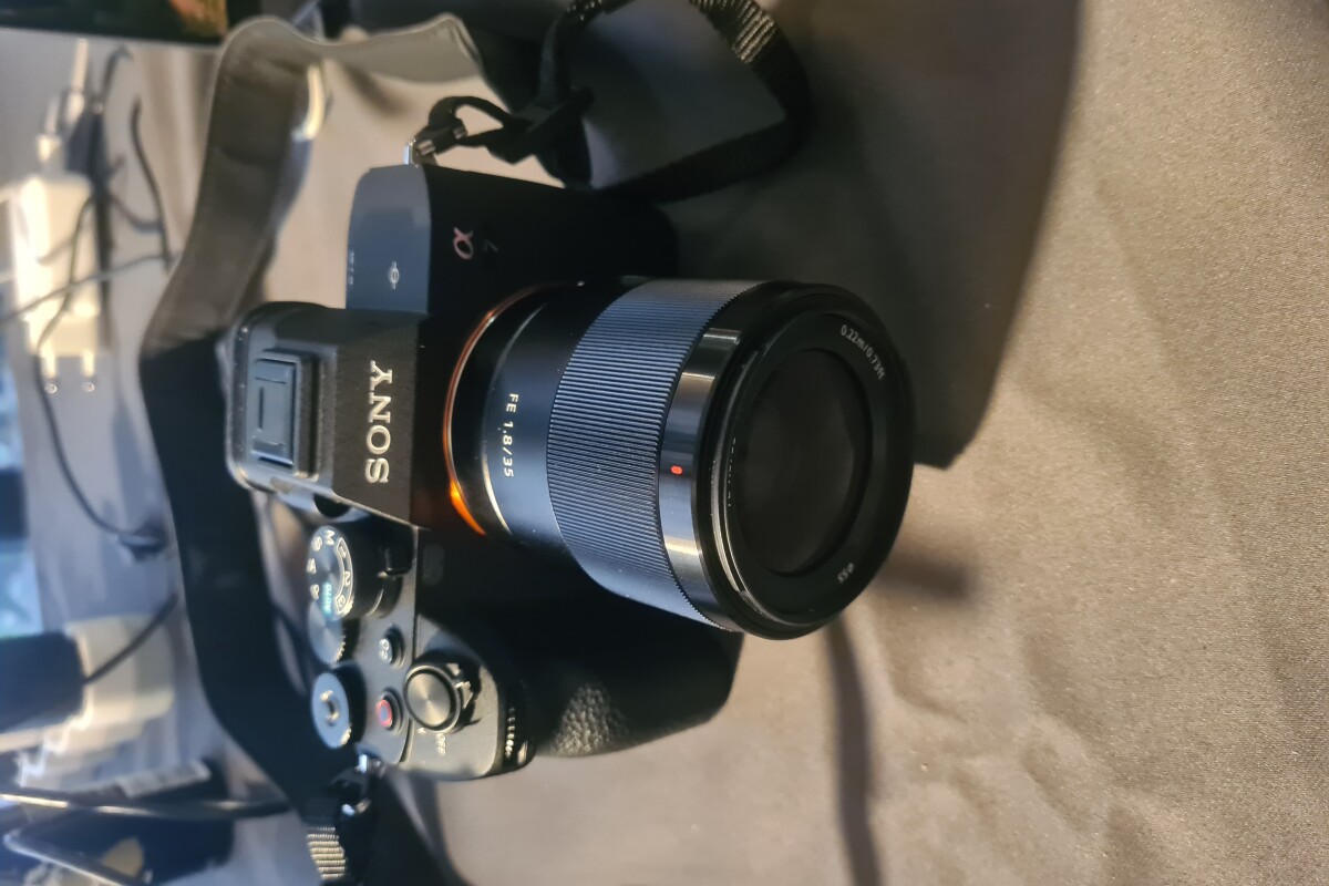 Location Sony E 35mm F1.8 - Lightyshare