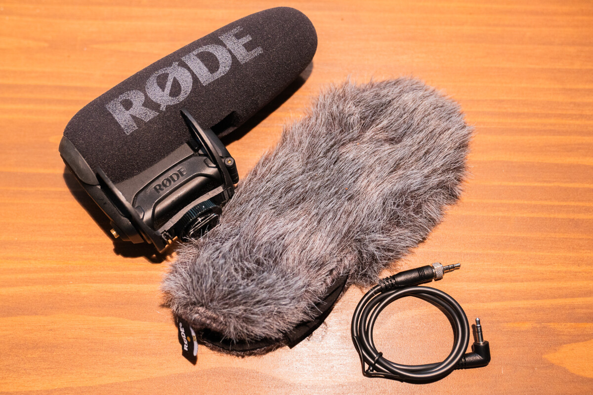 Location Rode VideoMic Pro+ - Lightyshare
