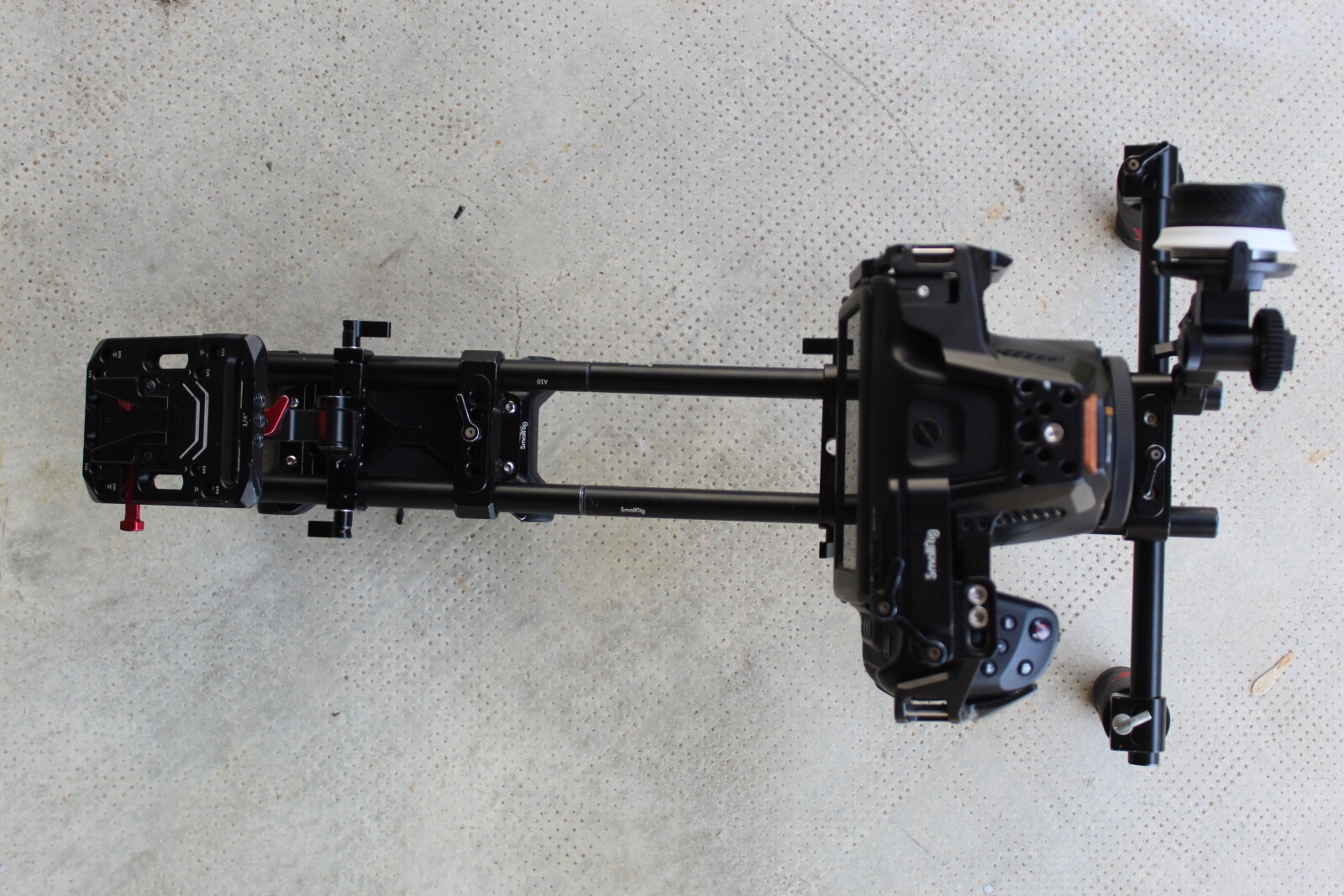 SmallRig Rig Epaule SmallRig (Stabilisateur pour petit, moyen, gros setup) - Photo 5 sur 6