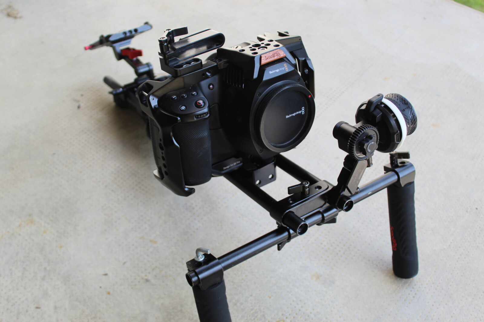 SmallRig Rig Epaule SmallRig (Stabilisateur pour petit, moyen, gros setup) - Photo 3 sur 6