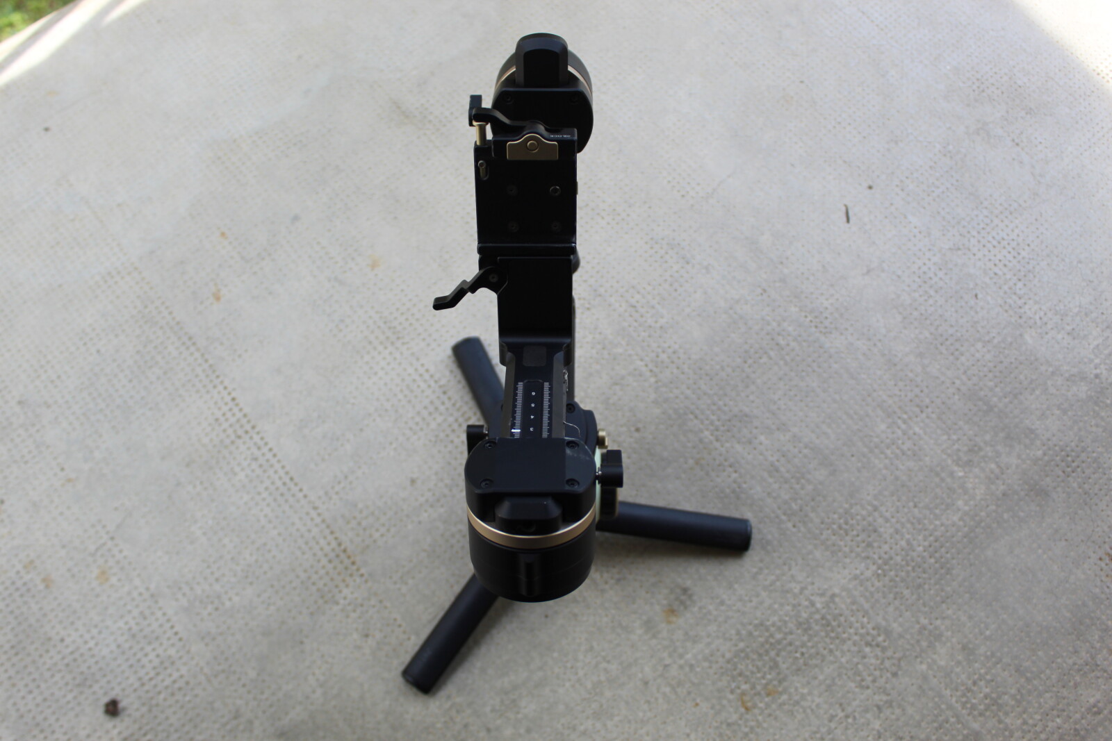Zhiyun-Tech Crane 3S Pro - Photo 3 sur 7