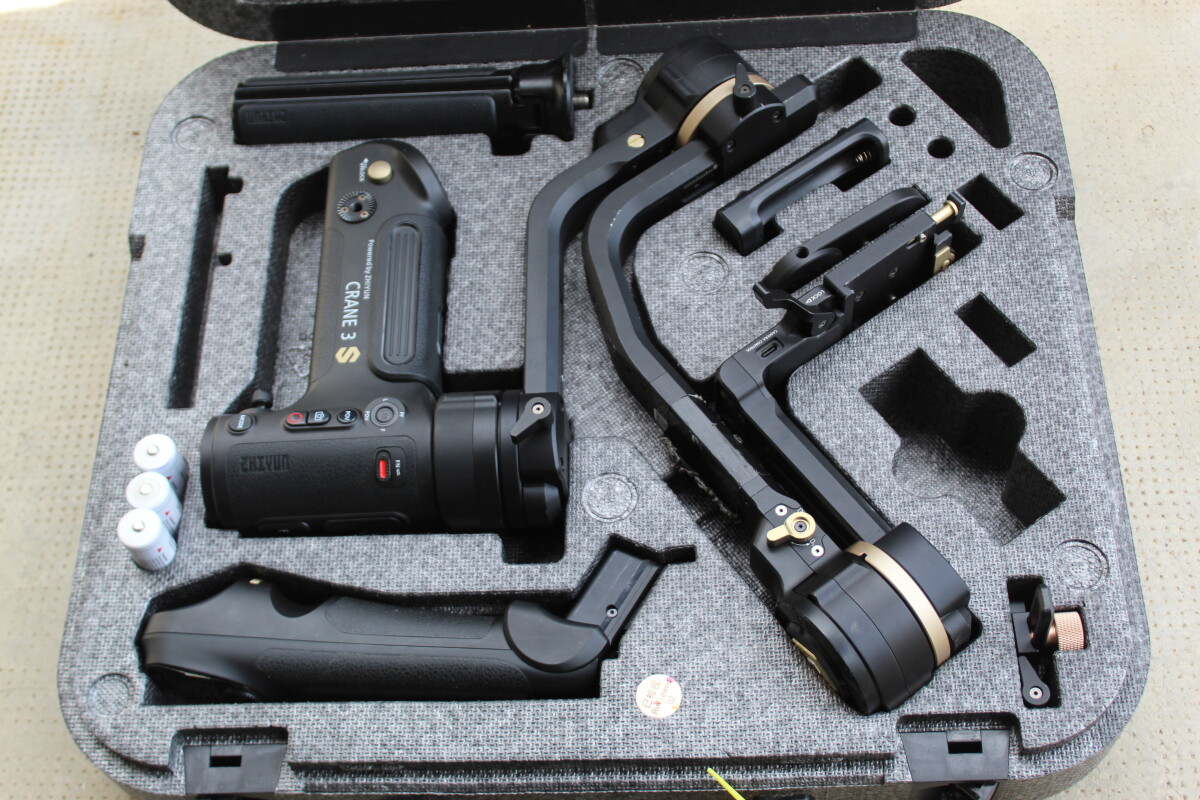 Location Zhiyun-Tech Crane 3S Pro - Lightyshare