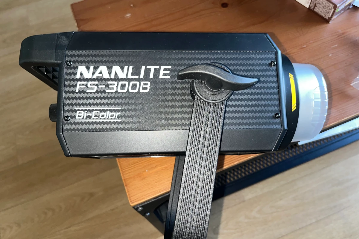 Location Nanlite FS-300B - Lightyshare