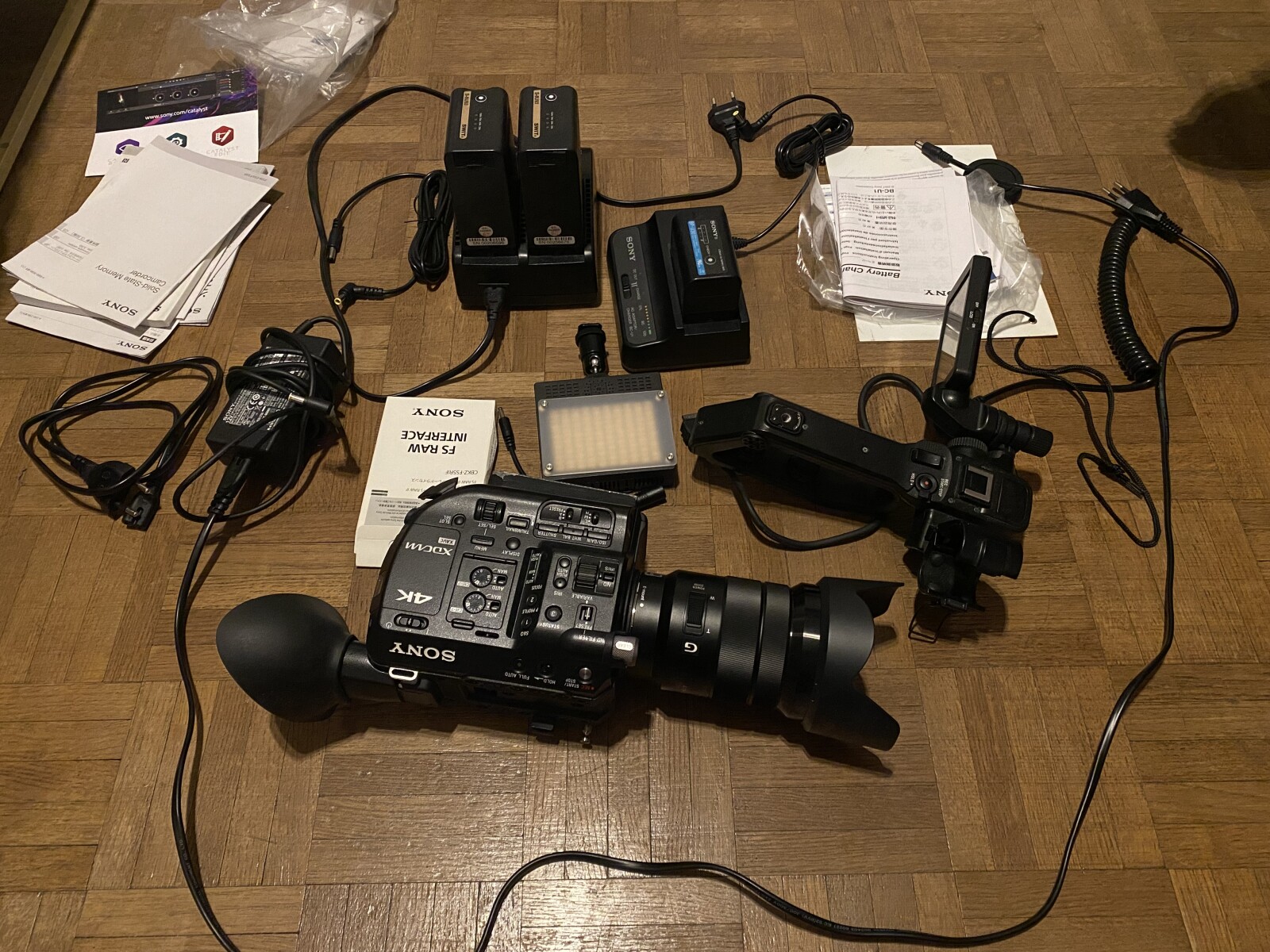 Sony PXW-FS5 - Photo 3 sur 3