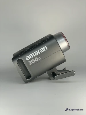 Rent Aputure Amaran 300c
