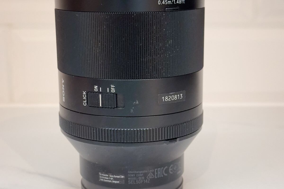 Location Sony Zeiss 50mm f/1.4 - Lightyshare