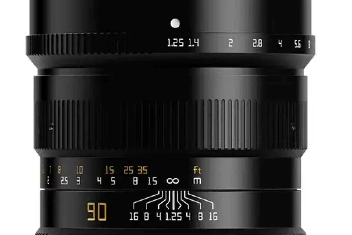 Location TTartisan 90mm f/1.25 - Lightyshare