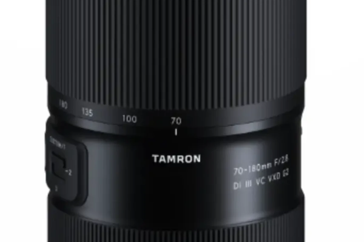 Location Tamron 70-180mm F/2.8 Di III VXD pour Sony FE - Lightyshare