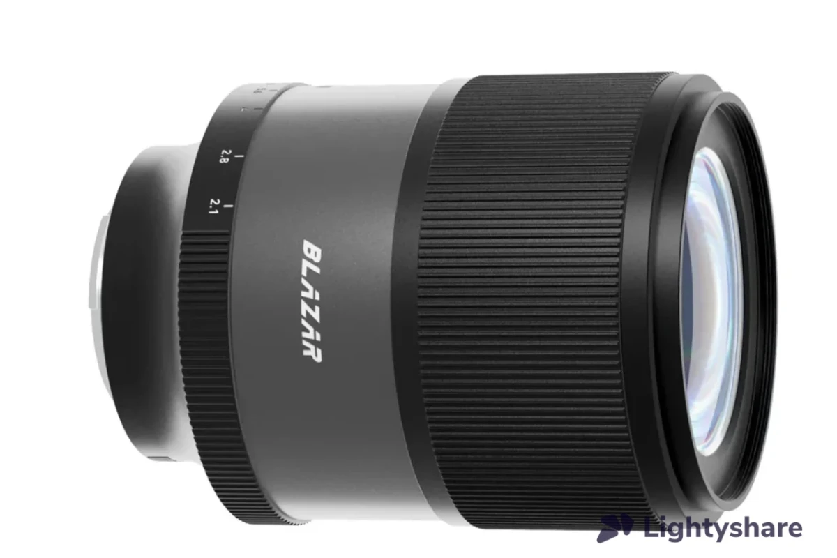 Rent Blazar Talon 35mm T2.1 Full Frame 1.5X AF Anamorphic Lens (E) - Lightyshare