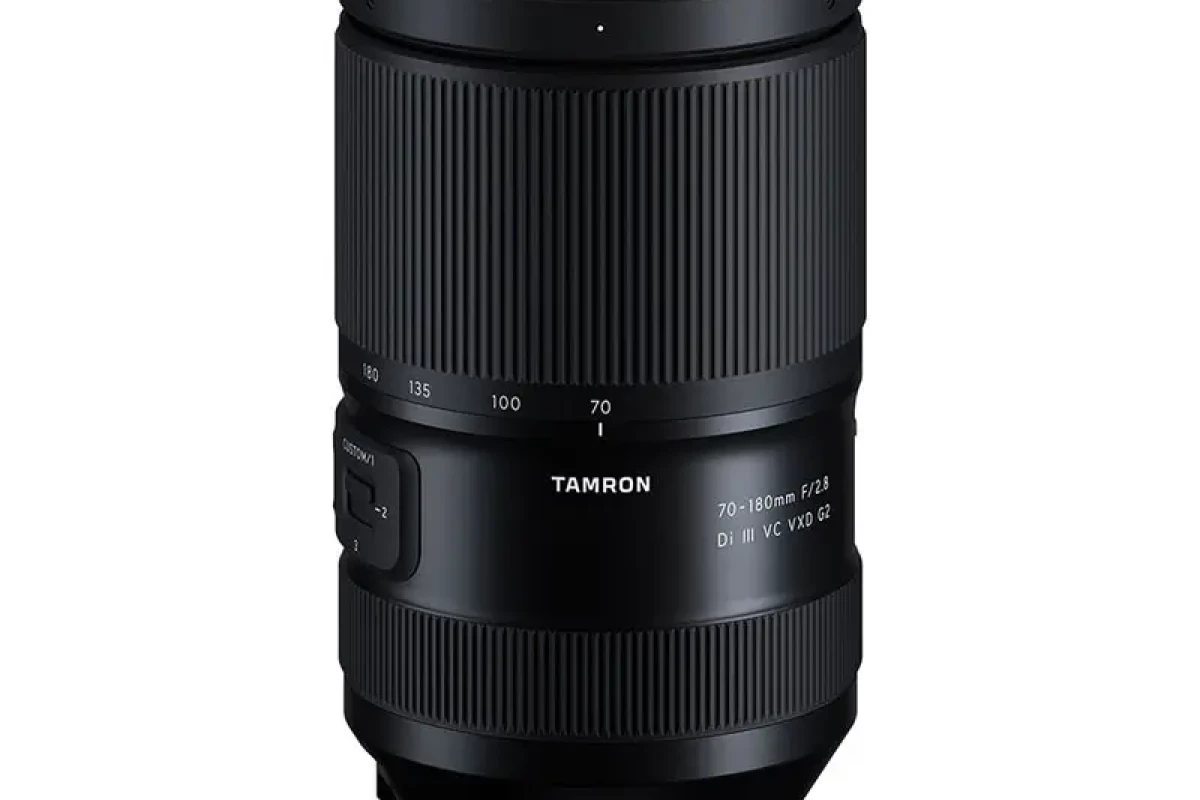 Location Tamron 70-180mm F/2.8 Di III VXD pour Sony FE - Lightyshare