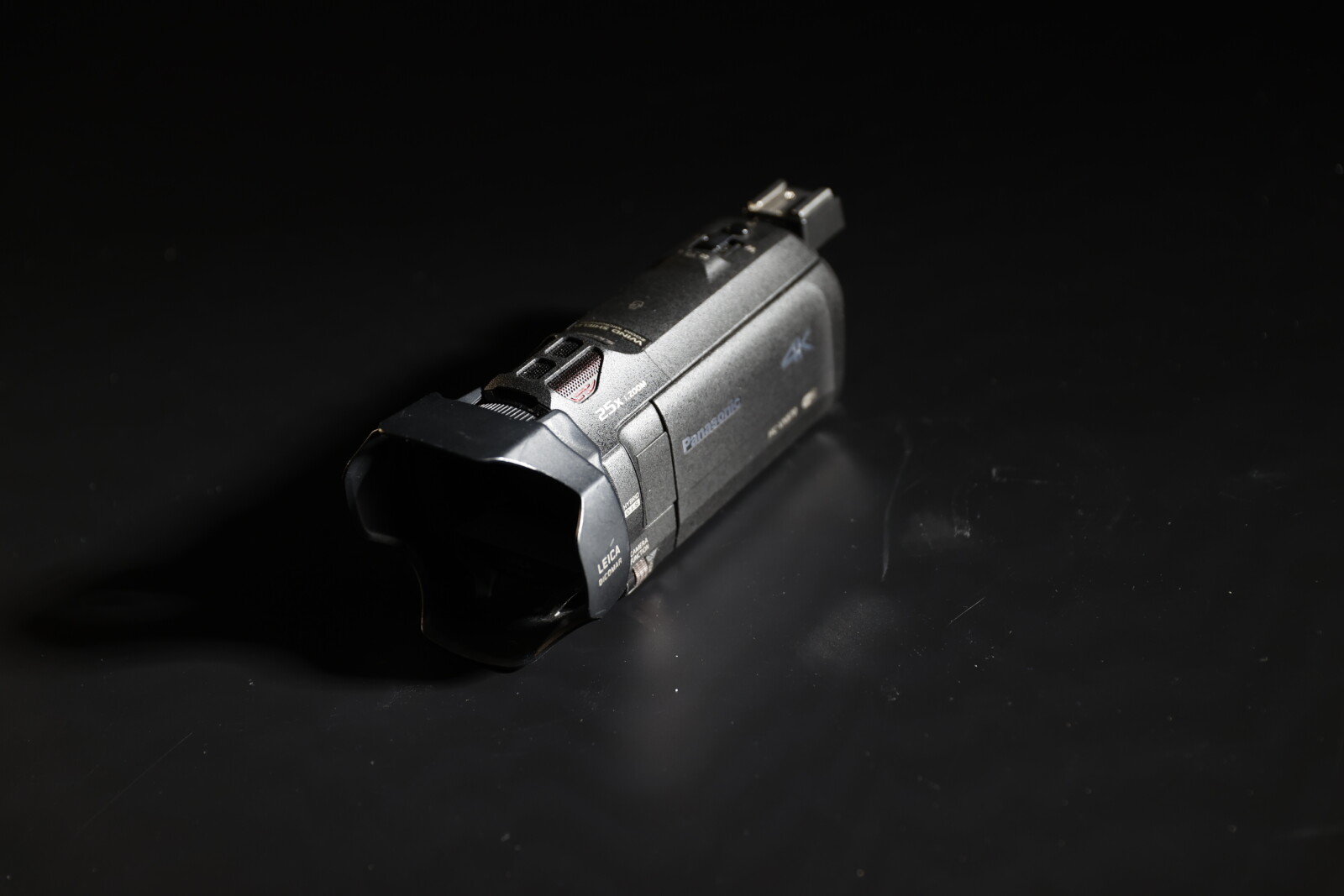 Panasonic VX870 - Photo 3 sur 3