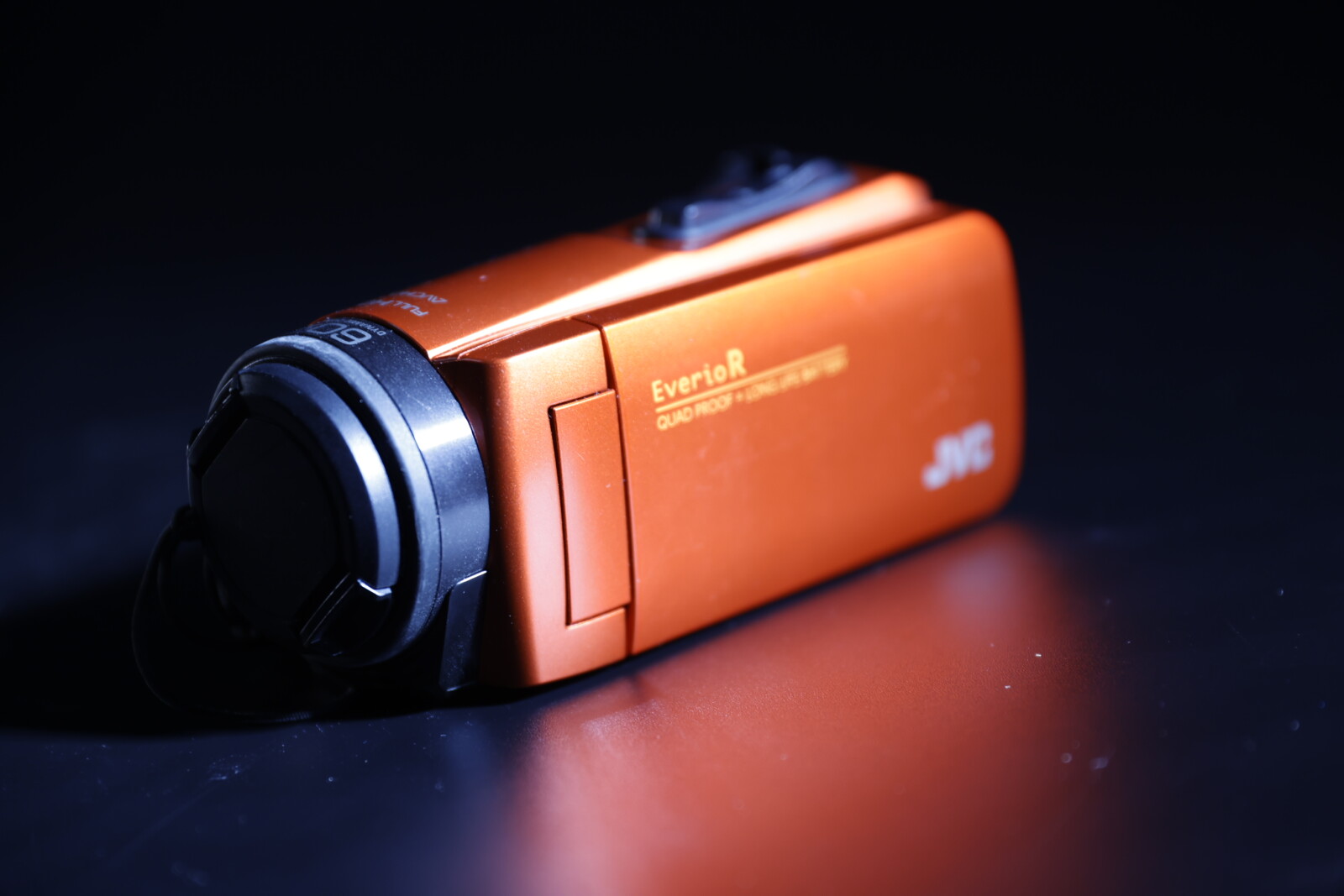 JVC EVERIO R GZ-R95DE - Photo 1 sur 4