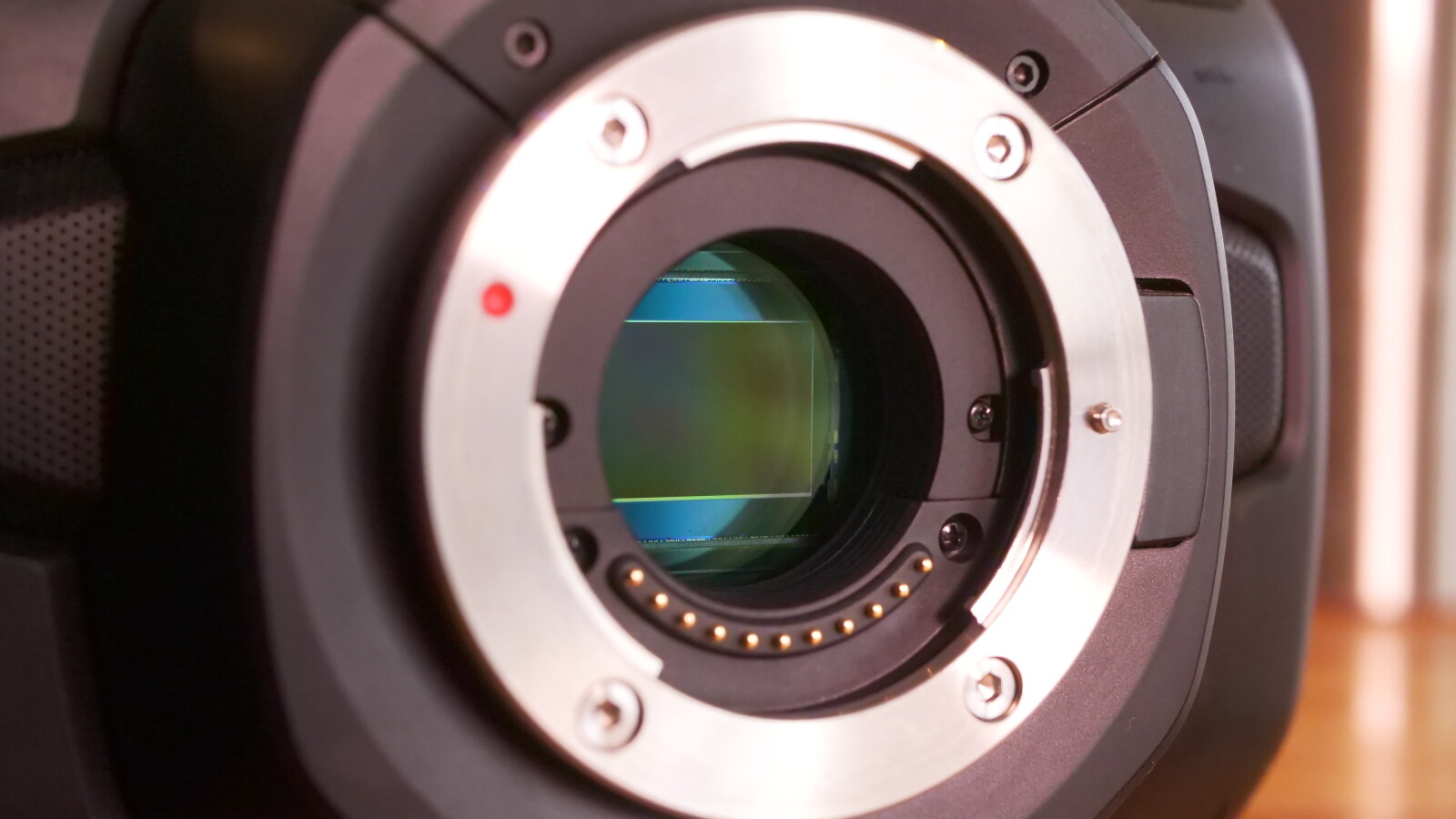 Blackmagic Design Pocket Cinema Camera 4K - Photo 3 sur 3