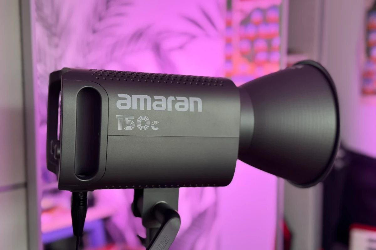 Location Aputure amaran 150C - Lightyshare