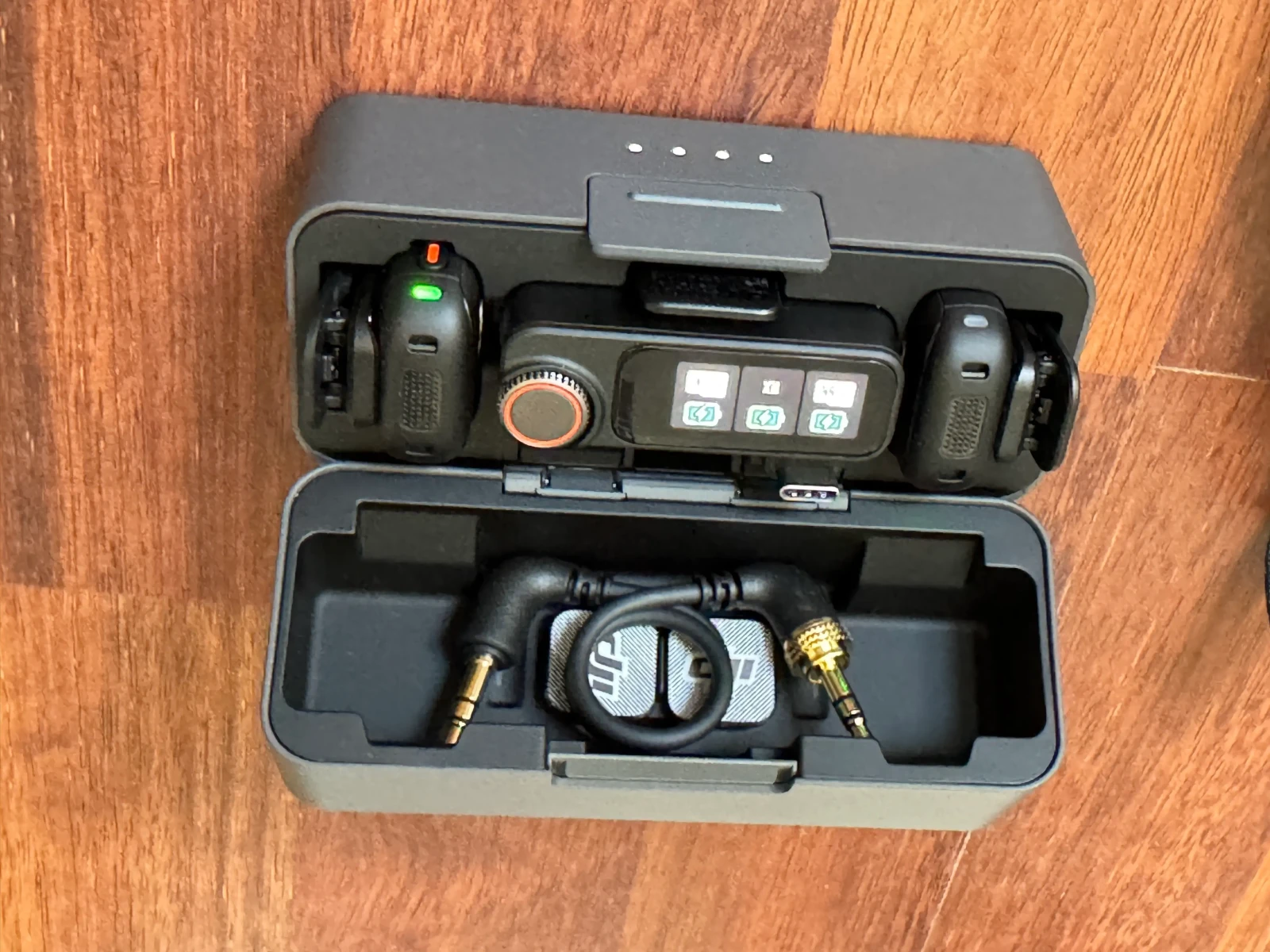 DJI DJI MIC 3 - Photo 2 sur 3