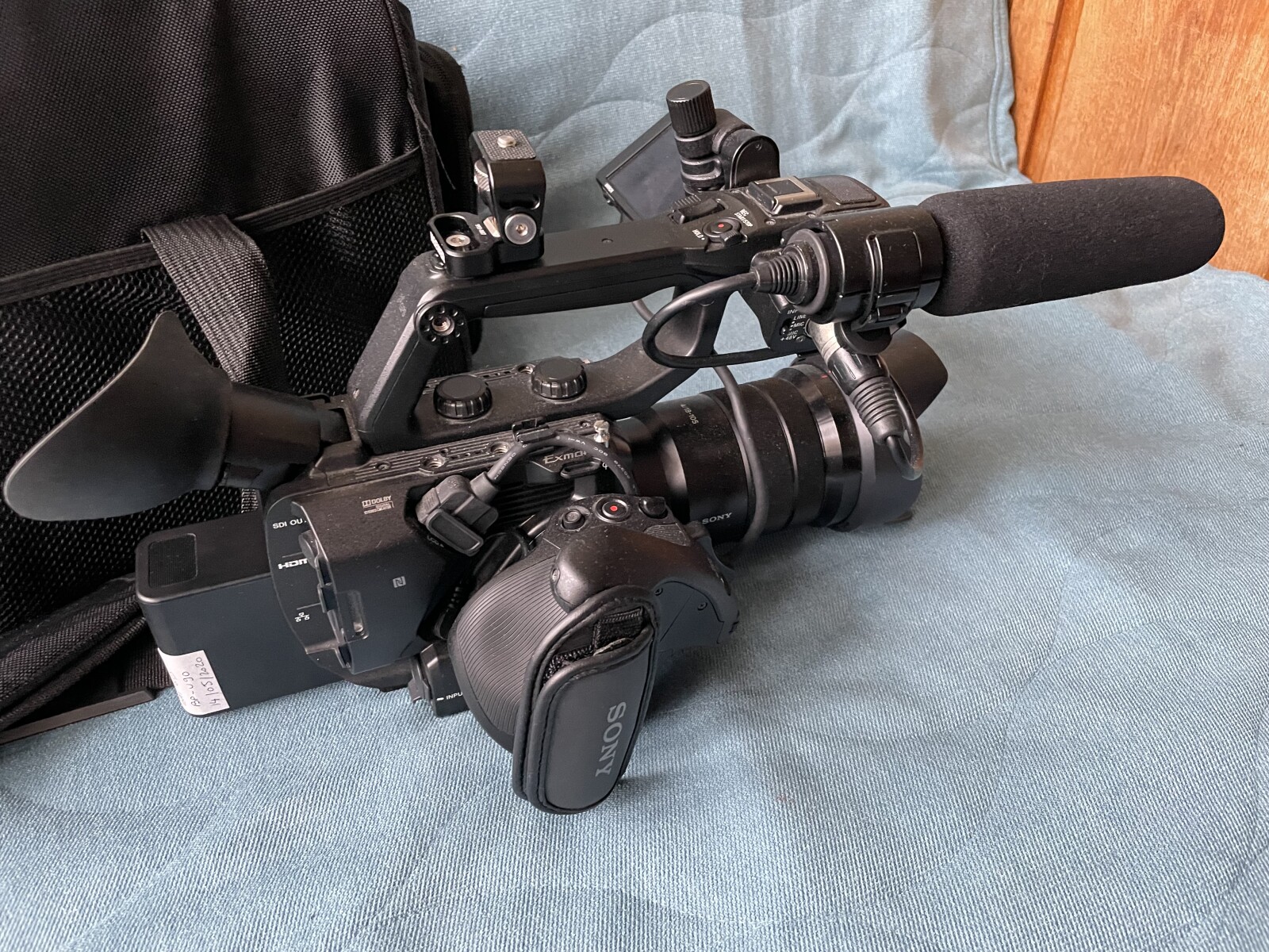 Sony PXW-FS5 - Photo 3 sur 4