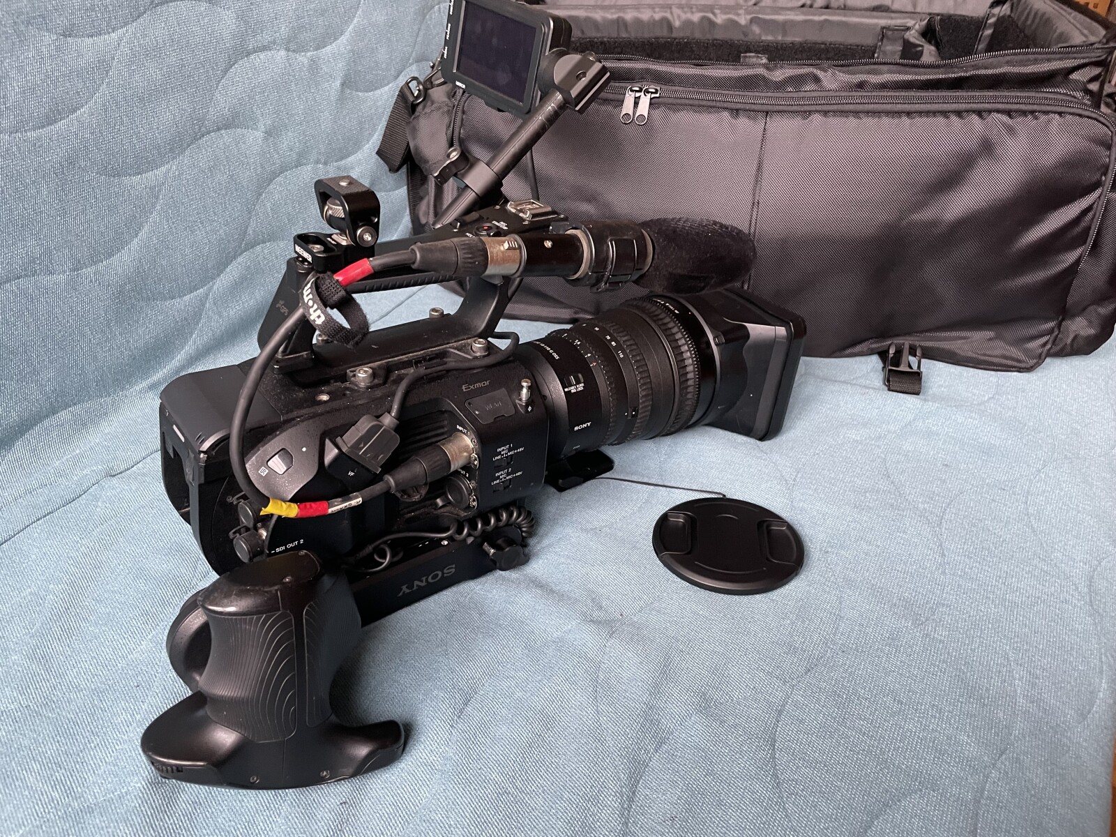 Sony PXW-FS7 - Photo 2 sur 5