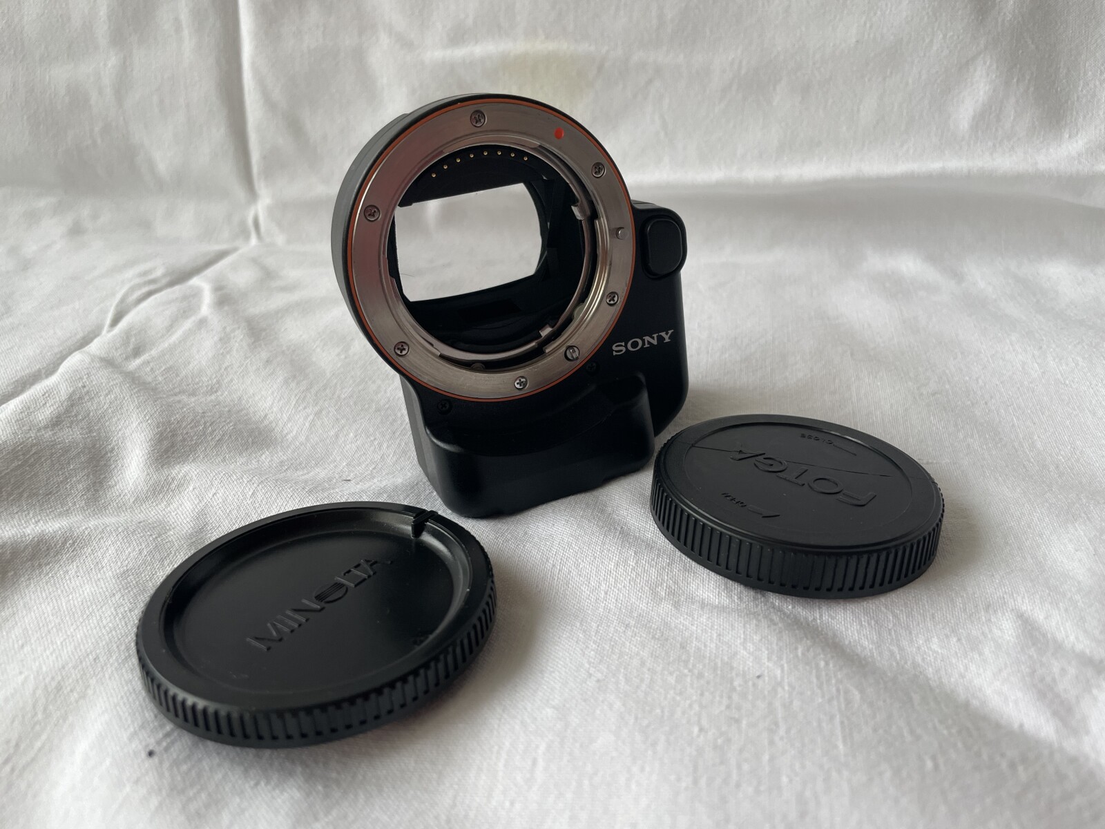 Sony LA-EA4 - Photo 1 sur 2