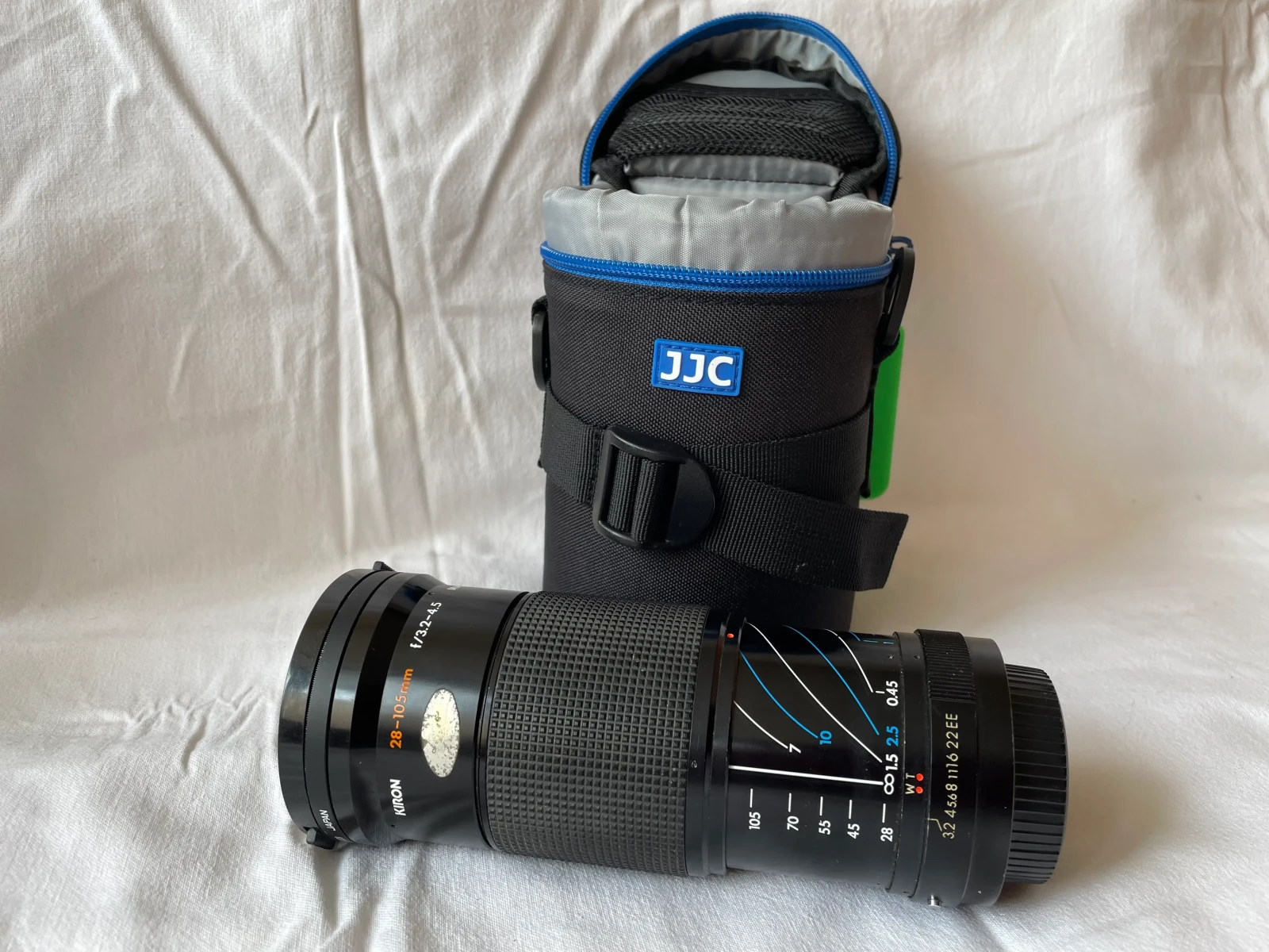Kiron objectif 28-105mm f/3.2-4.5 Macro - Photo 1 sur 4
