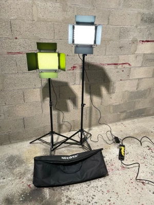 Location Neewer 2 panneaux LED 50W 3200-5600K 660 PRO RGB