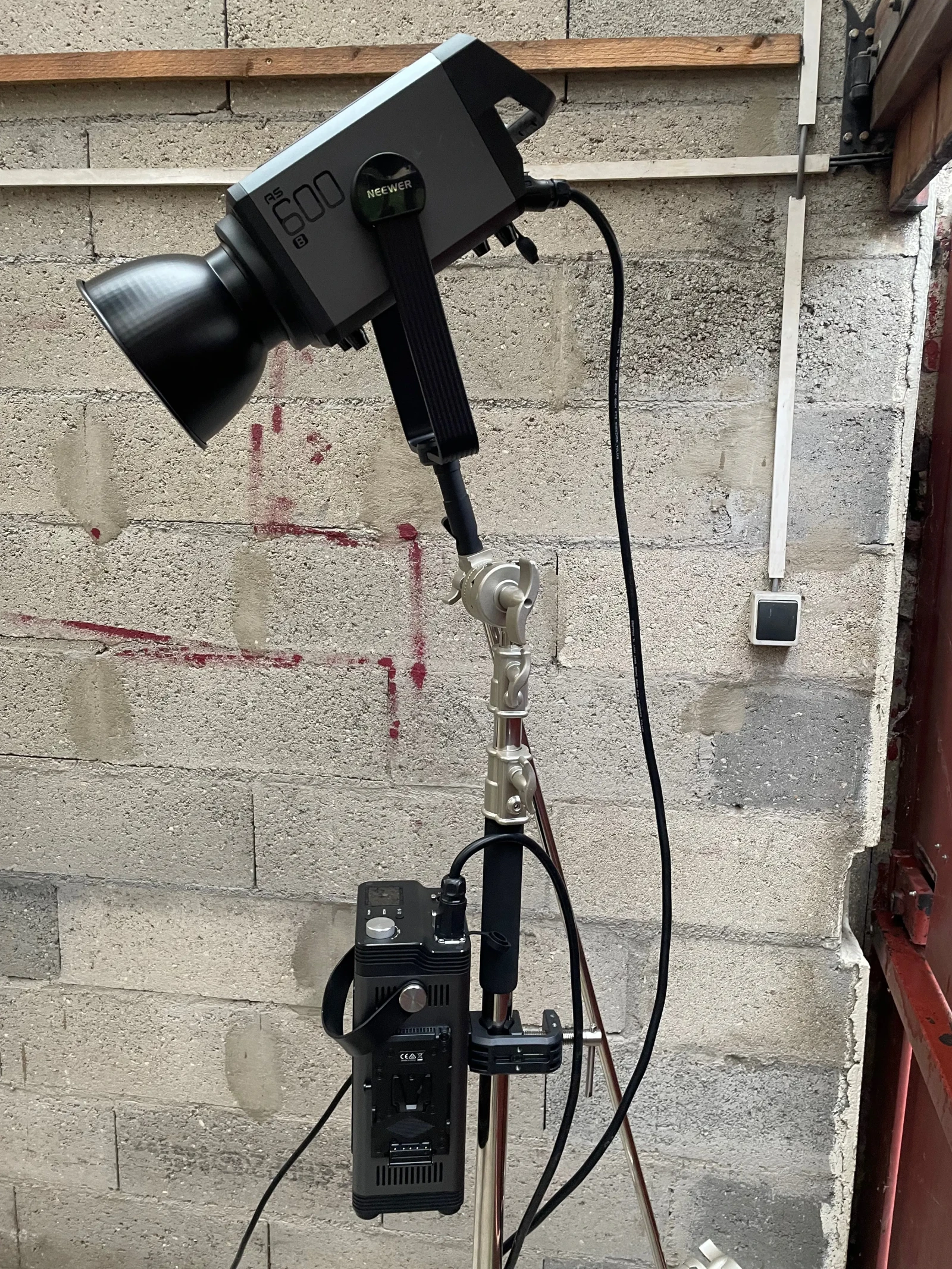 Pack projo 600W plus pied - Photo 1 sur 2