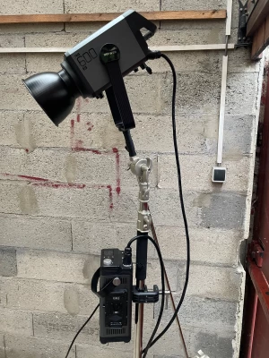 Location Pack projo 600W plus pied