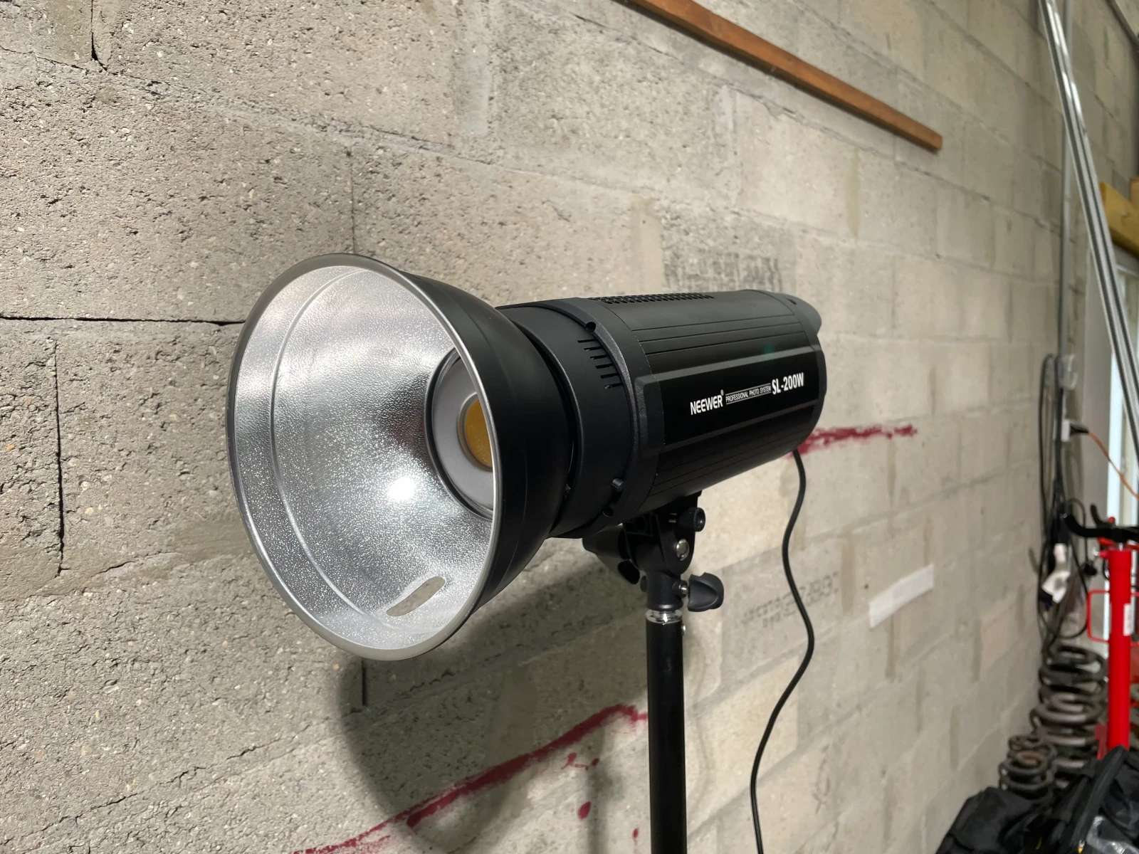 Pack Projo LED 200W plus pied - Photo 1 sur 2