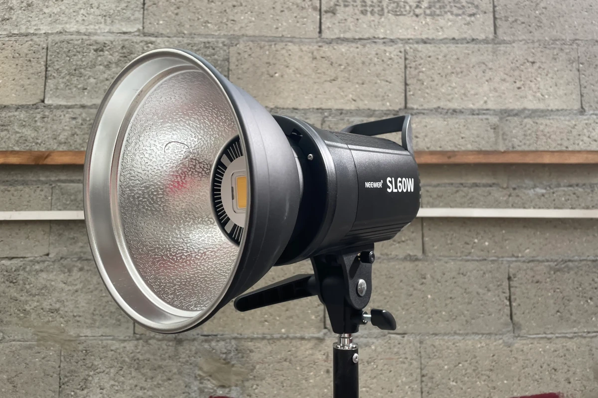 Location Pack projo LED 60W plus pied - Lightyshare