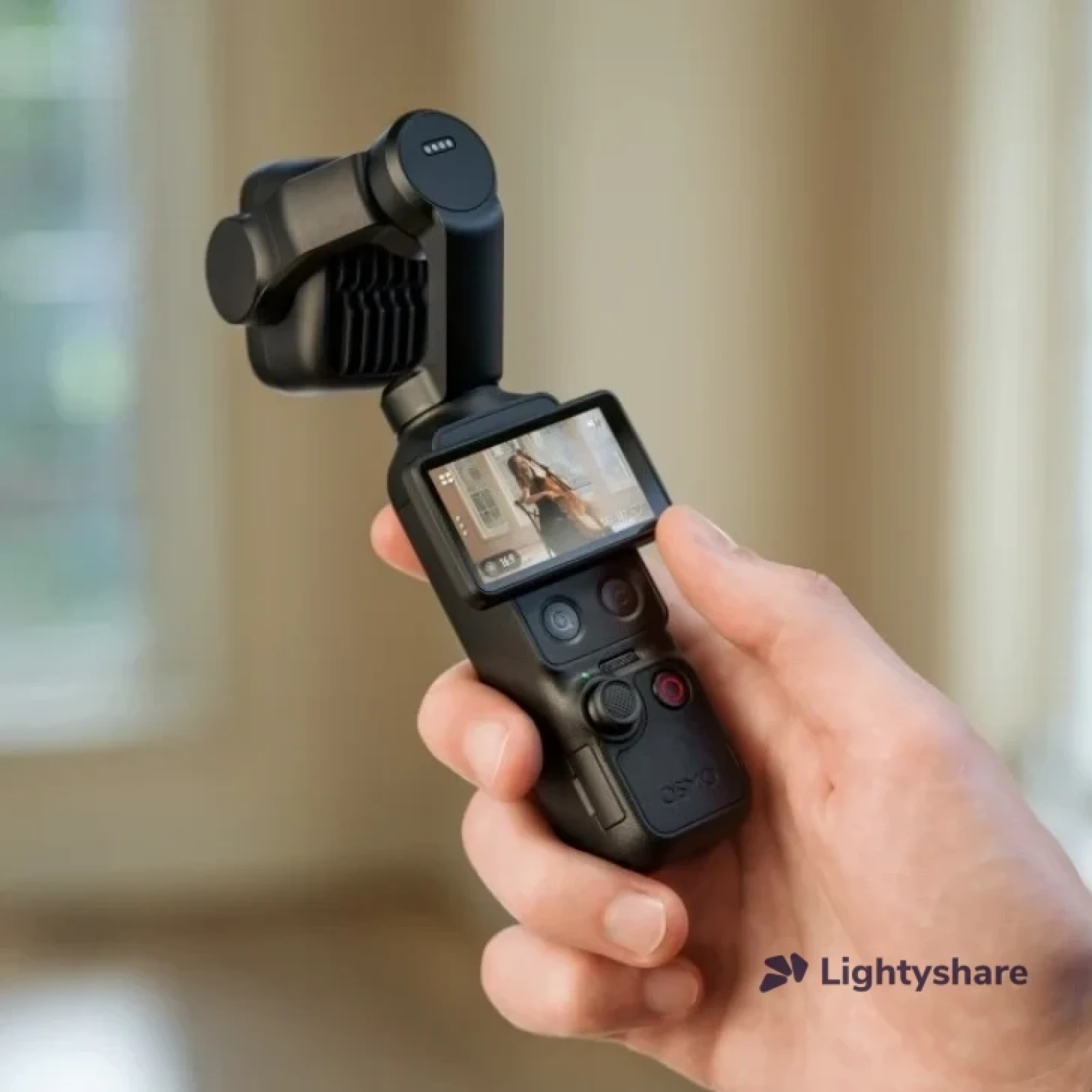 DJI Osmo Pocket 4P - Photo 2 sur 3