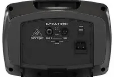 Location Behringer B105D