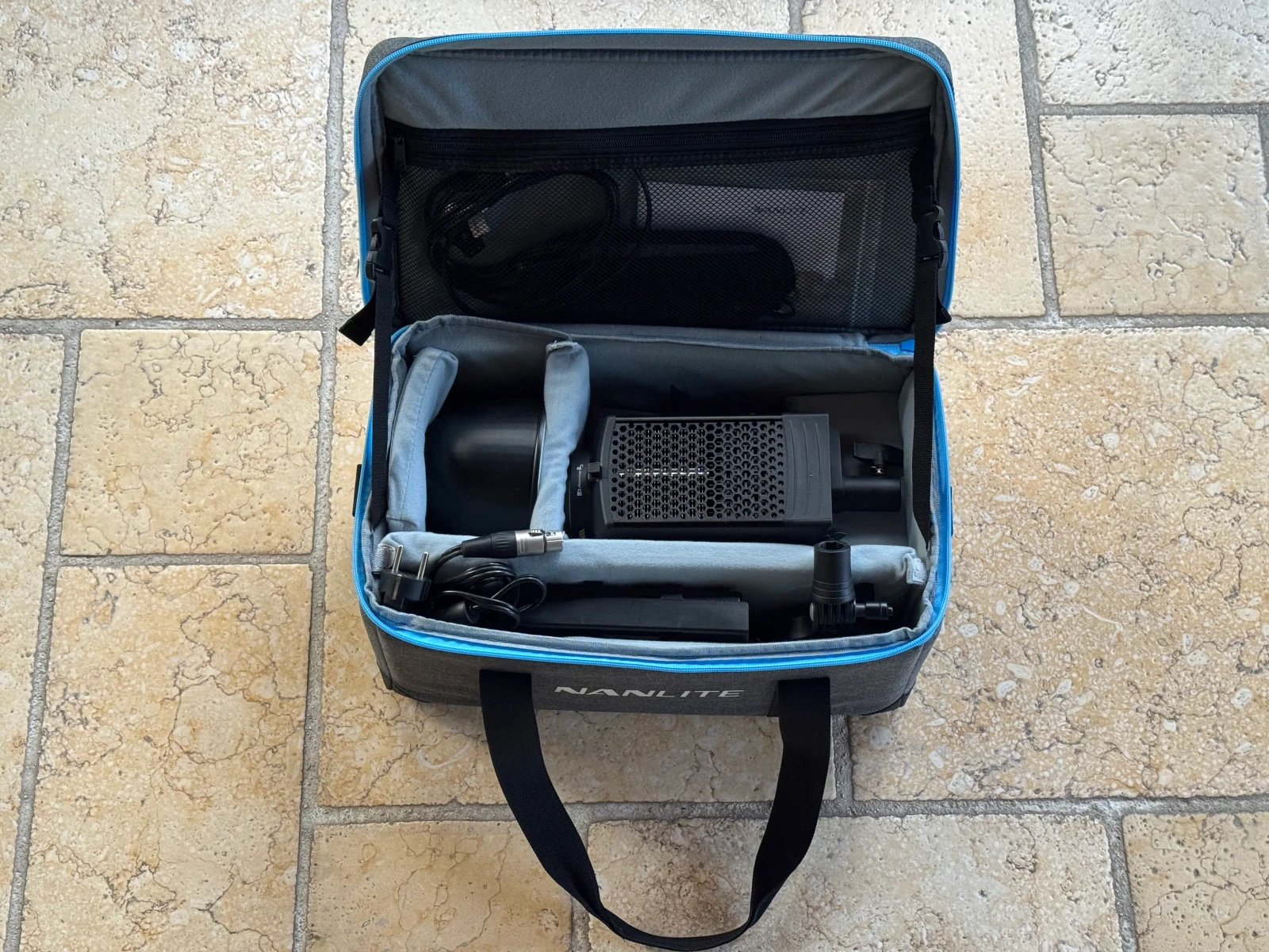 Pack Forza 150B + accessoires - Photo 1 sur 4