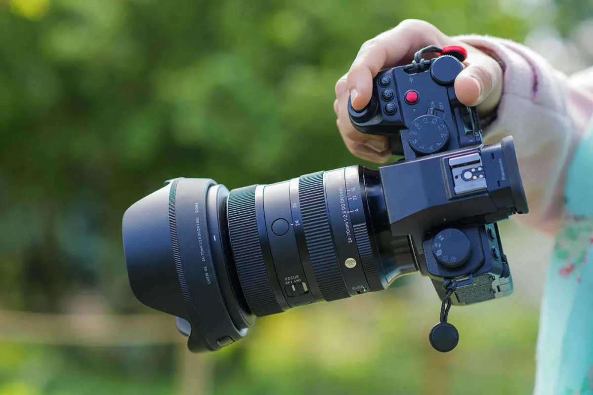 Location Pack Lumix S5IIX + Sigma Art 24-70 f/2.8 - Lightyshare