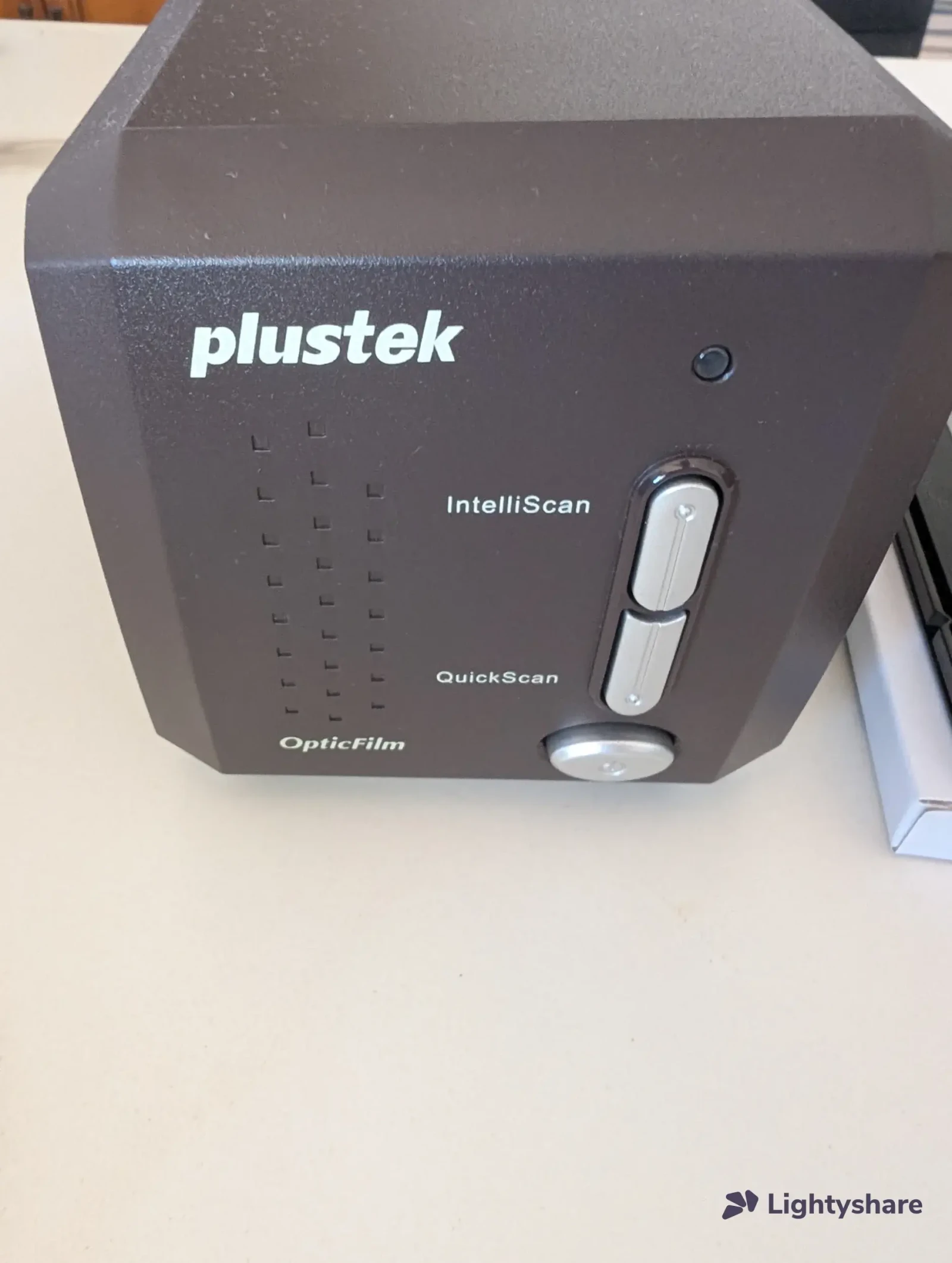 Plustek OpticFilm 8300i - Photo 1 sur 5