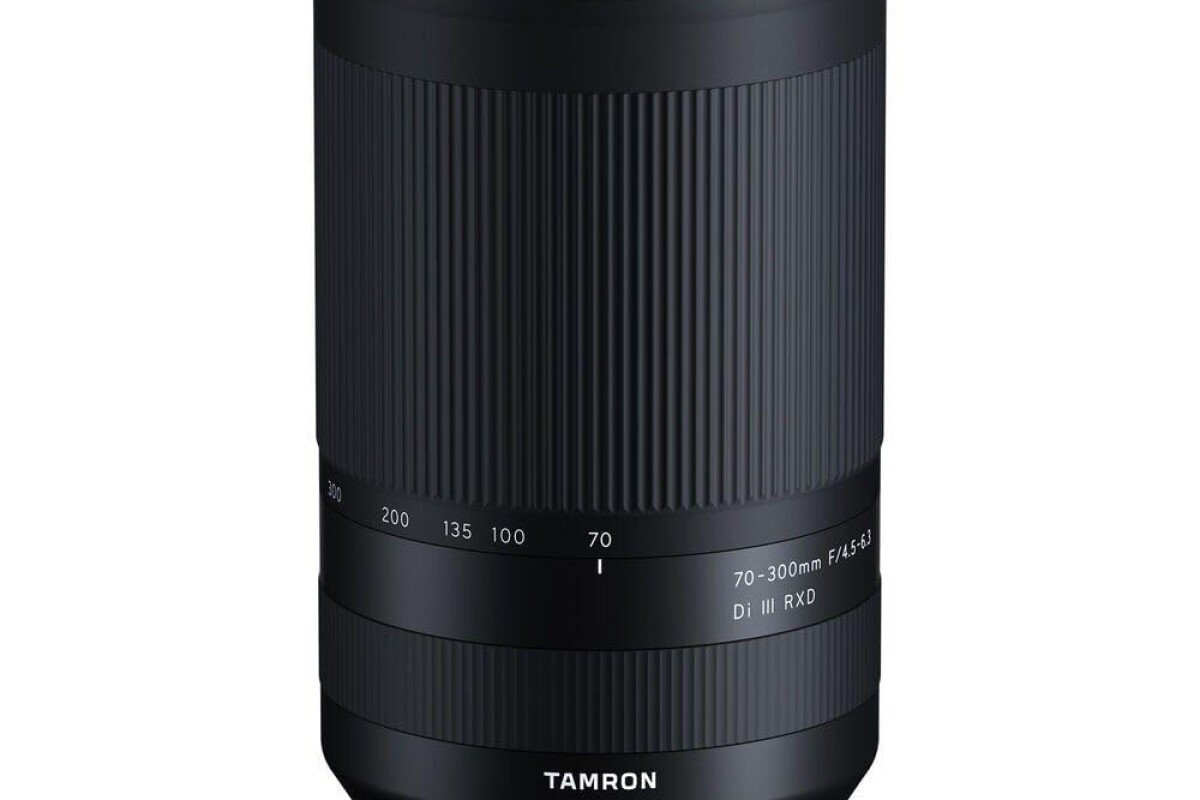 Location Tamron 70-300mm f/4.5-6.3 Di III RDX - Lightyshare