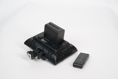Location Yongnuo YN300 III 3200K-5500K