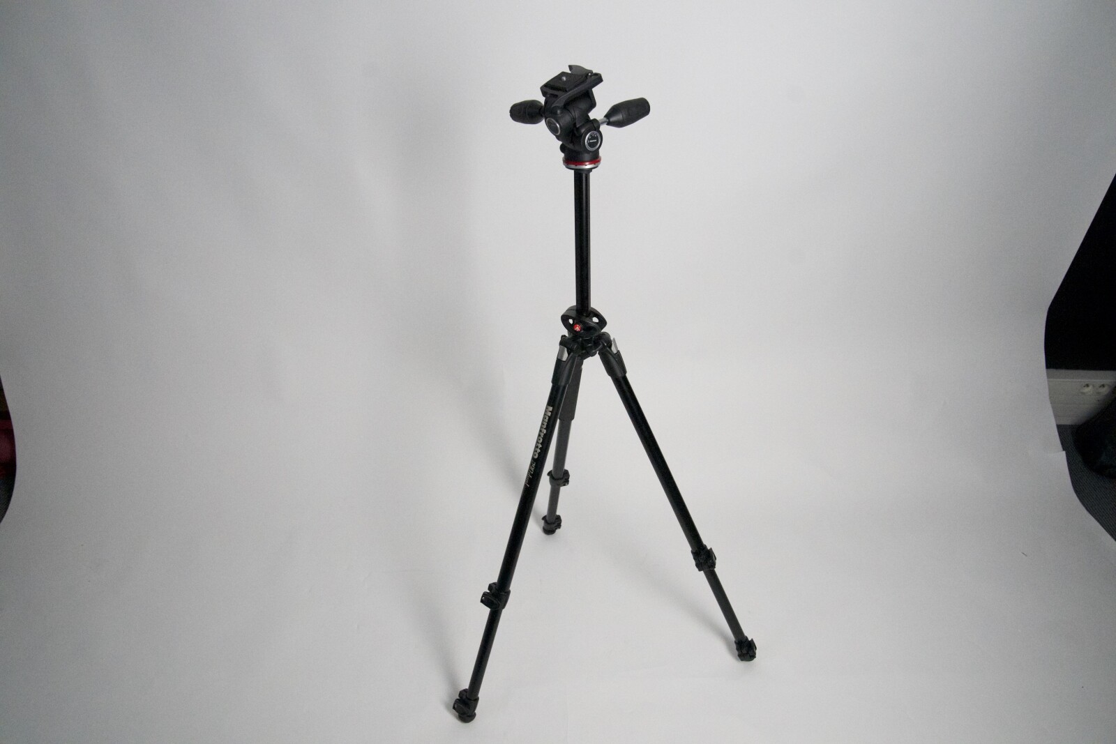 Manfrotto 290 Dual - Photo 2 sur 3