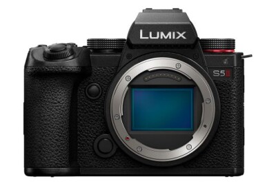 Location Panasonic Lumix S5