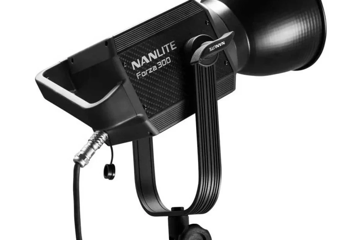 Rent Nanlite Forza 300 - Lightyshare