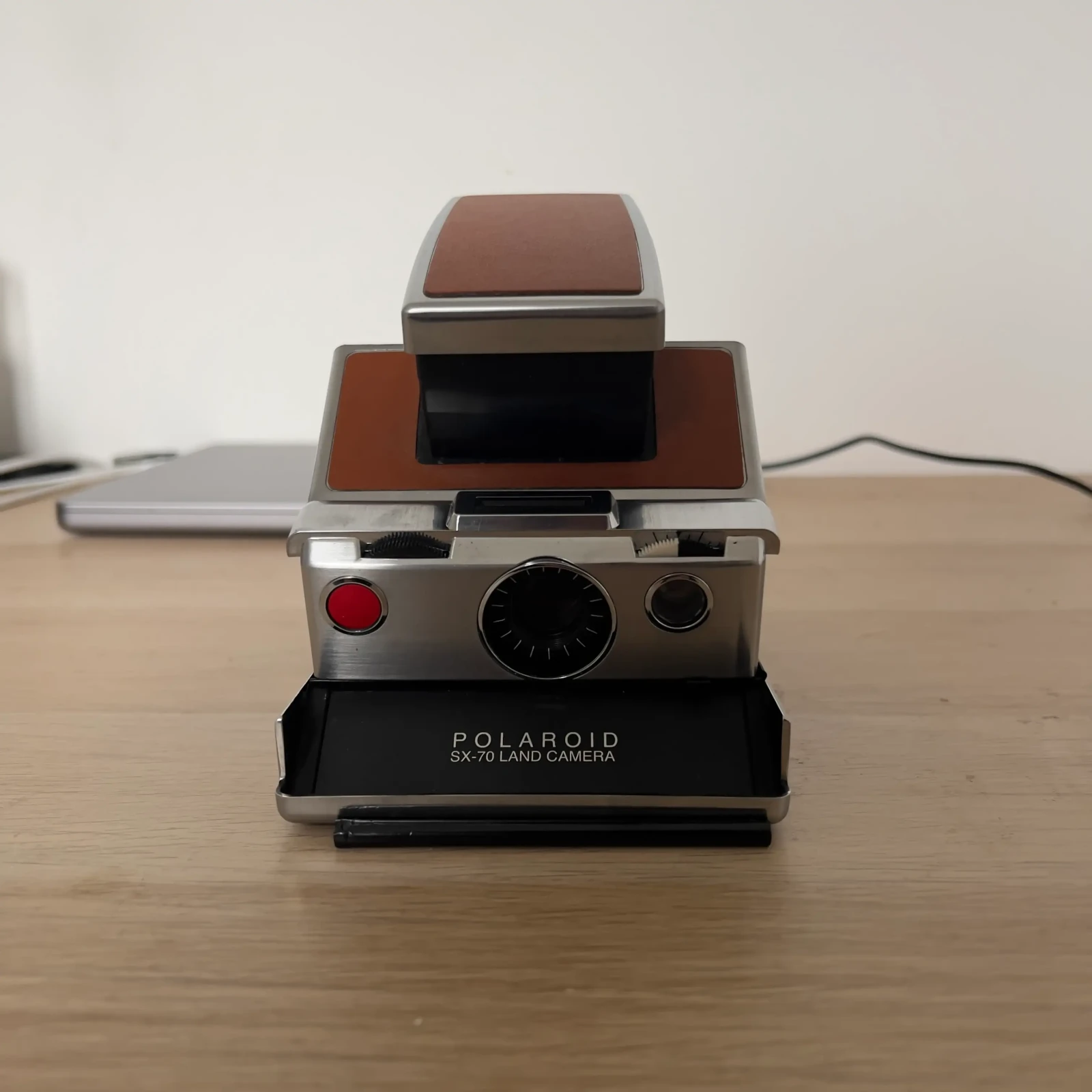 Polaroid SX70 - Photo 1 sur 1
