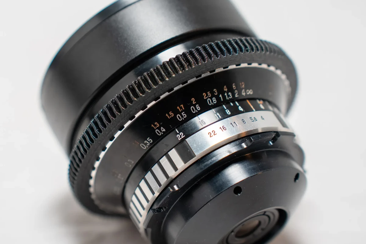 Location Zeiss Flektogon 20mm F4 - Lightyshare