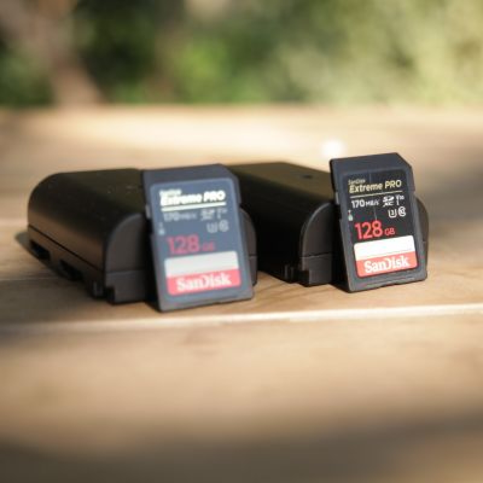 GH5 + 2 BATT + 2 SD 128Go + SAC DE TRANSPORT - Photo 3 sur 4