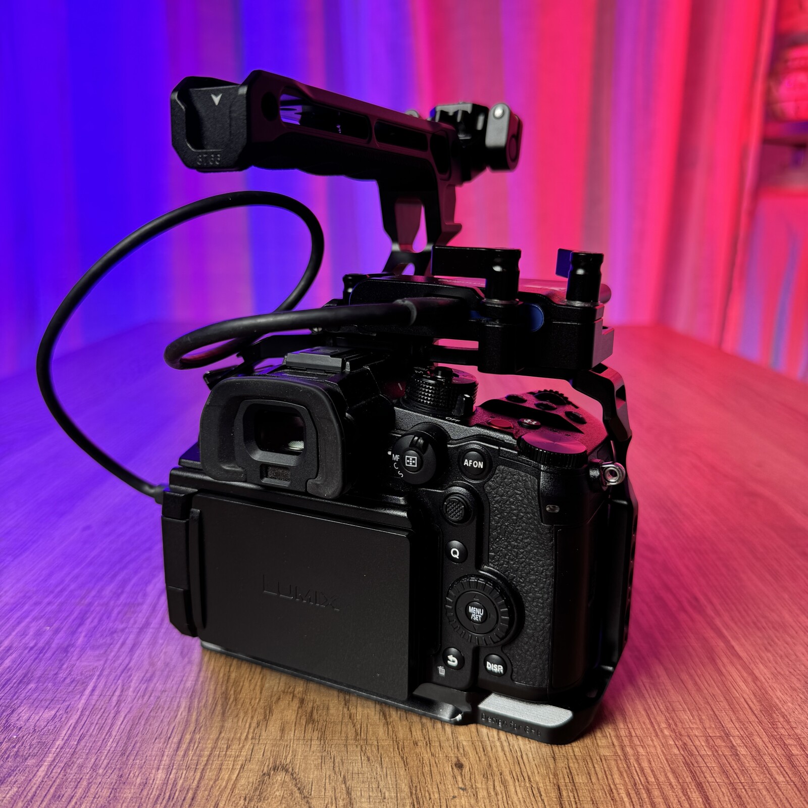 Panasonic LUMIX GH5S - Photo 2 sur 5
