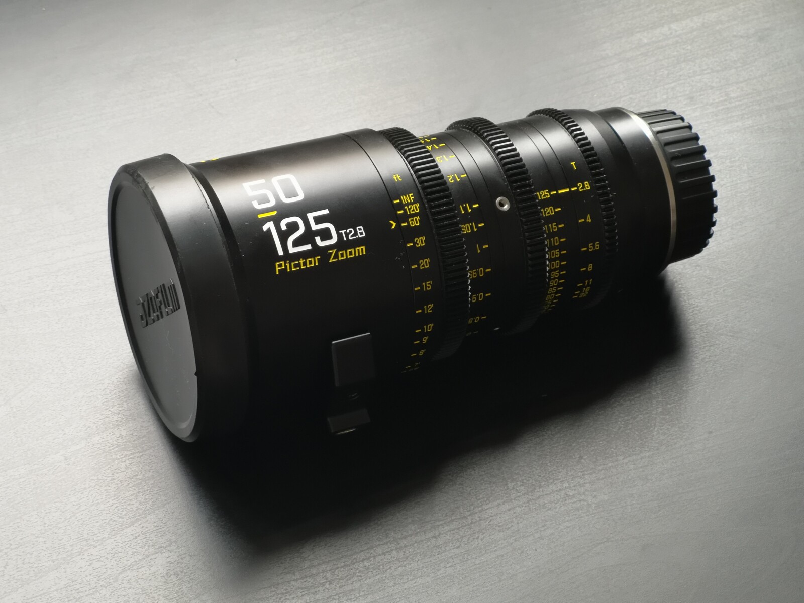 DZOFILM 50-125mm T2.8 Pictor Zoom PL/EF - Photo 1 sur 3