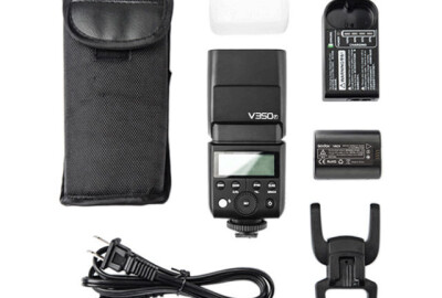 Location Godox V350F