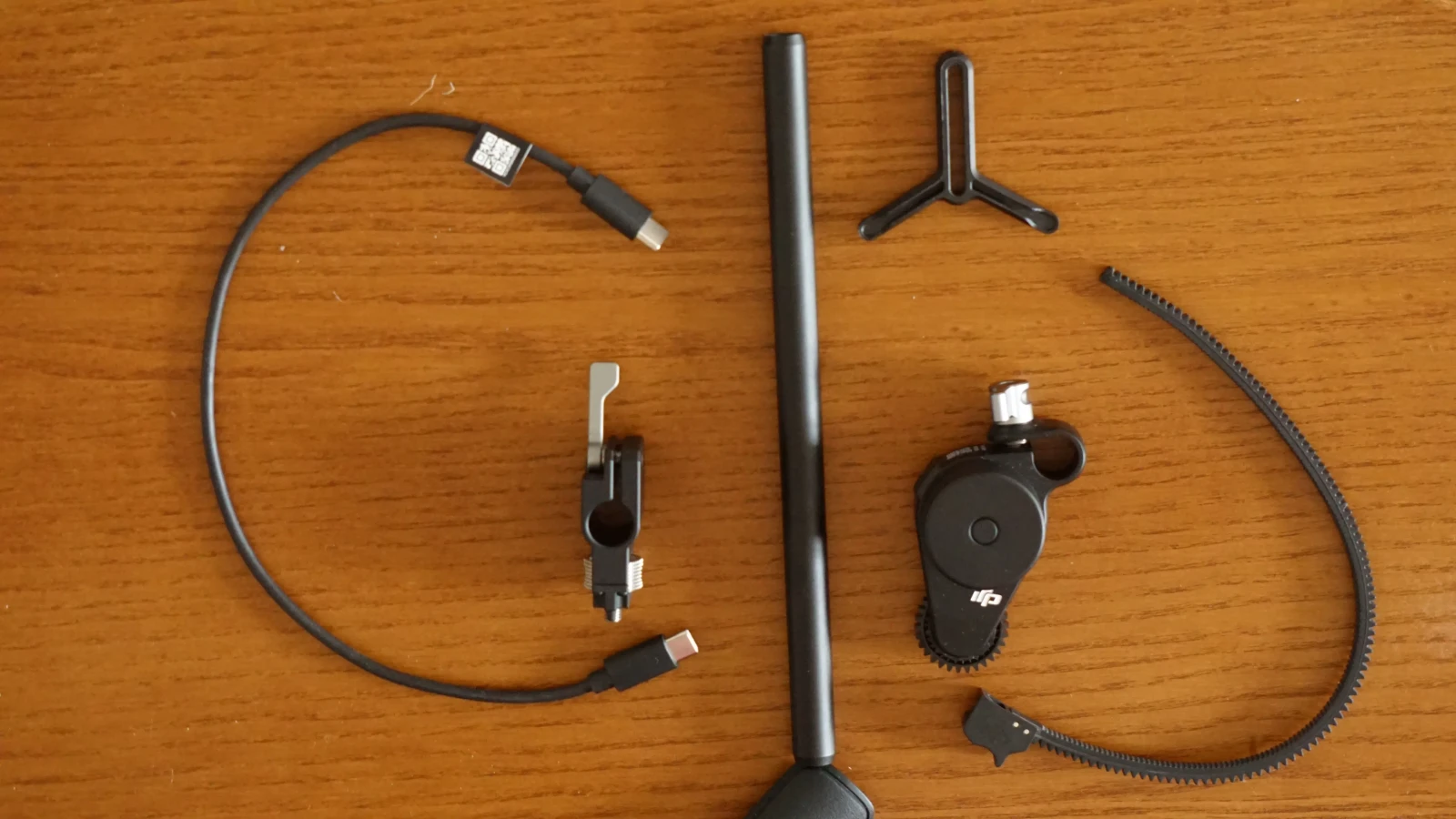 DJI Ronin RS3 Combo - Photo 2 sur 2