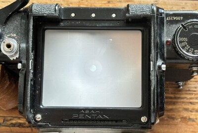 Location PENTAX 6x7